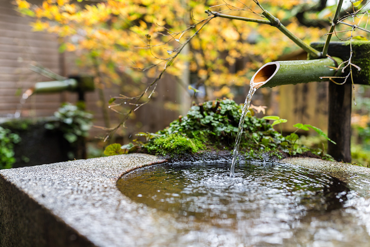 Japanese washbasin in the garden