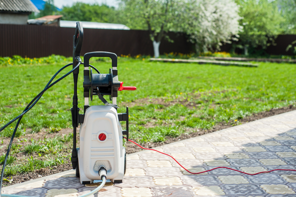 Portable electric pressure washer